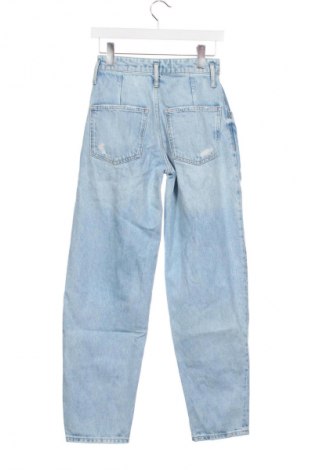 Dámské džíny  Bershka, Velikost XS, Barva Modrá, Cena  249,00 Kč