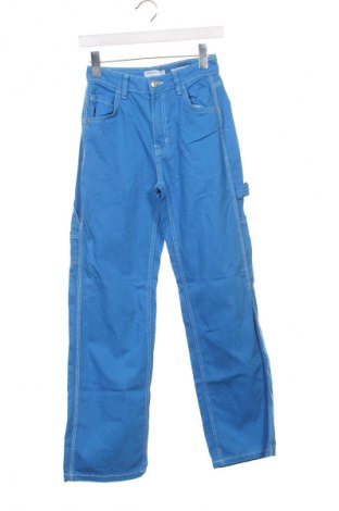 Blugi de femei Bershka, Mărime XS, Culoare Albastru, Preț 76,32 Lei