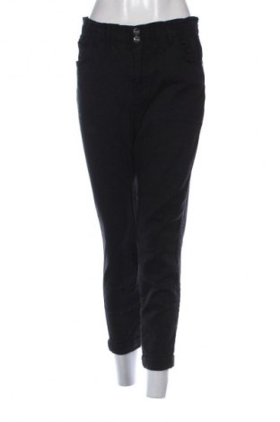 Damen Jeans Bershka, Größe S, Farbe Schwarz, Preis 14,91 €