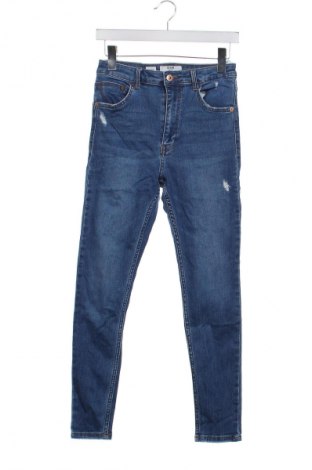 Blugi de femei Bershka, Mărime M, Culoare Albastru, Preț 100,99 Lei