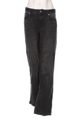 Dámske džínsy  Bershka, Veľkosť M, Farba Sivá, Cena  16,95 €