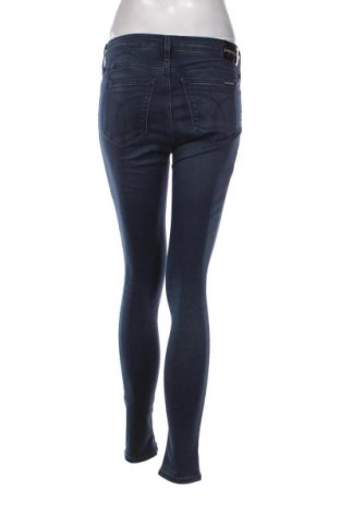 Dámske džínsy  Calvin Klein, Veľkosť S, Farba Modrá, Cena  46,00 €