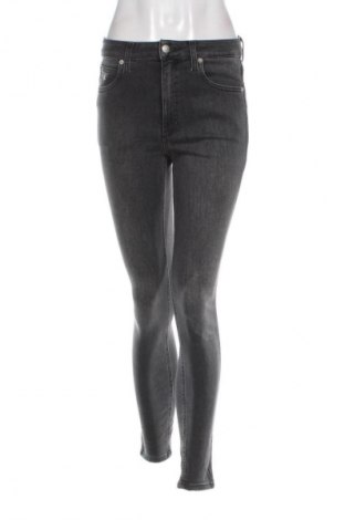 Dámske džínsy  Calvin Klein Jeans, Veľkosť S, Farba Sivá, Cena  39,95 €