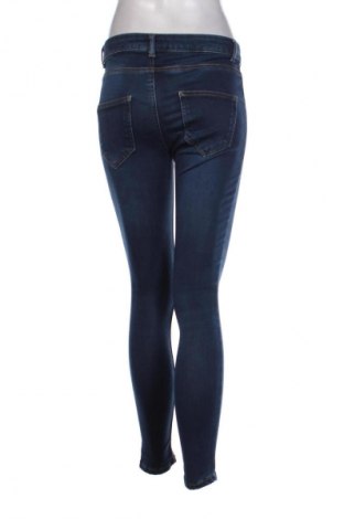 Damskie jeansy Calzedonia, Rozmiar M, Kolor Niebieski, Cena 94,25 zł