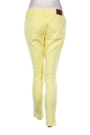 Dámské džíny  DKNY Jeans, Velikost M, Barva Žlutá, Cena  919,00 Kč