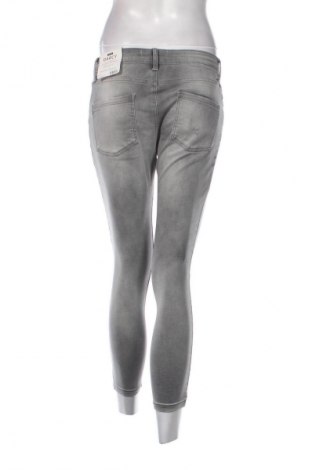 Damskie jeansy Dorothy Perkins, Rozmiar M, Kolor Szary, Cena 177,01 zł