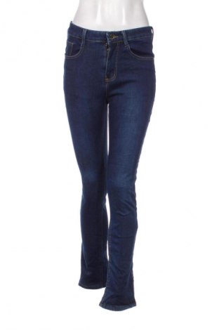 Blugi de femei Fashion Jeans, Mărime M, Culoare Albastru, Preț 100,99 Lei