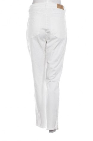 Dámské džíny  Gerry Weber, Velikost M, Barva Bílá, Cena  2 799,00 Kč