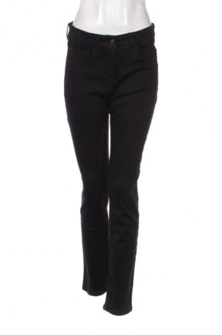 Дамски дънки Gerry Weber, Размер M, Цвят Черен, Цена 142,99 лв.