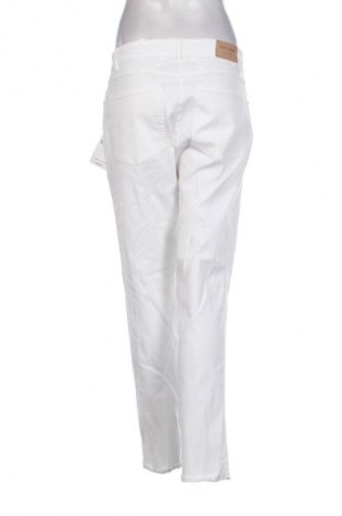Damen Jeans Gerry Weber, Größe M, Farbe Weiß, Preis 95,99 €