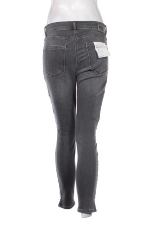 Dámske džínsy  Gerry Weber, Veľkosť M, Farba Sivá, Cena  99,95 €