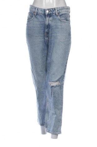 Damskie jeansy H&M, Rozmiar M, Kolor Niebieski, Cena 67,41 zł