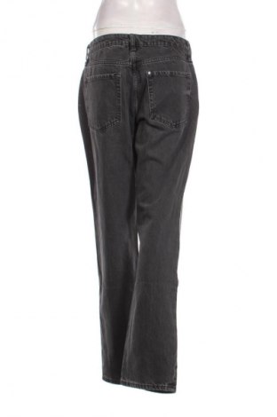 Damskie jeansy H&M, Rozmiar M, Kolor Szary, Cena 66,67 zł