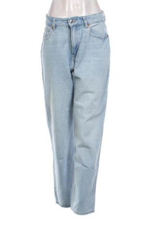 Damskie jeansy H&M, Rozmiar M, Kolor Niebieski, Cena 66,67 zł