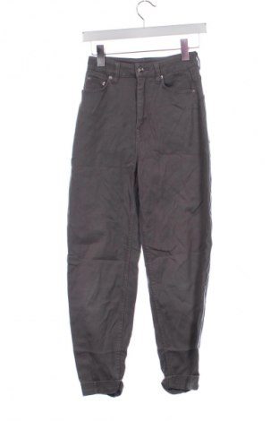 Blugi de femei H&M Divided, Mărime XS, Culoare Gri, Preț 52,99 Lei