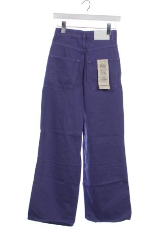 Damen Jeans HINNOMINATE, Größe XS, Farbe Lila, Preis € 122,99
