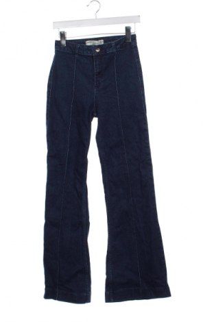 Damskie jeansy Karol, Rozmiar S, Kolor Niebieski, Cena 43,99 zł