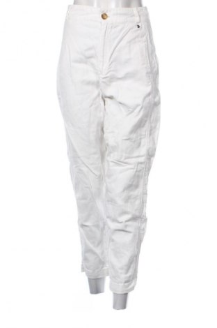 Дамски дънки Massimo Dutti, Размер M, Цвят Бял, Цена 75,99 лв.
