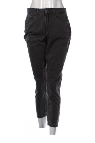 Dámske džínsy  Noisy May, Veľkosť M, Farba Čierna, Cena  47,62 €