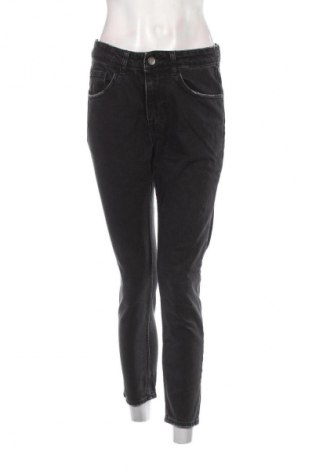 Damskie jeansy P.Grax, Rozmiar M, Kolor Czarny, Cena 245,99 zł