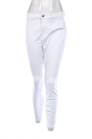 Blugi de femei Primark, Mărime M, Culoare Alb, Preț 121,05 Lei