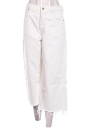Damskie jeansy Pull&Bear, Rozmiar M, Kolor Biały, Cena 66,67 zł