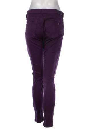 Damen Jeans Replay, Größe L, Farbe Lila, Preis € 29,99