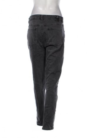 Damen Jeans Reserved, Größe M, Farbe Grau, Preis 13,99 €