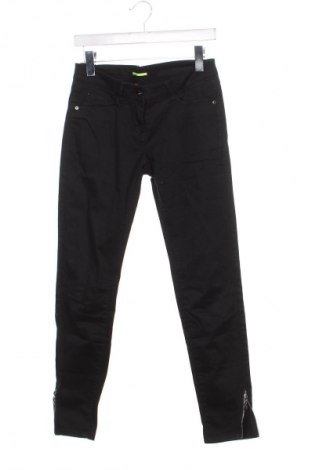 Damskie jeansy S.Oliver, Rozmiar XS, Kolor Czarny, Cena 94,34 zł