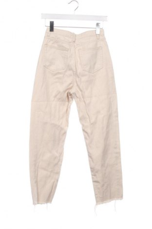 Blugi de femei SHEIN, Mărime XS, Culoare Ecru, Preț 76,32 Lei