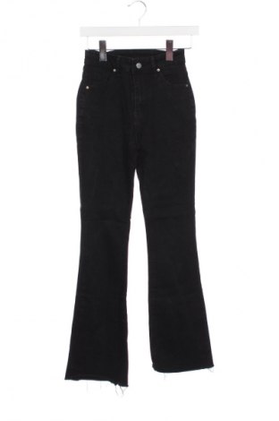 Blugi de femei SHEIN, Mărime XXS, Culoare Negru, Preț 77,17 Lei