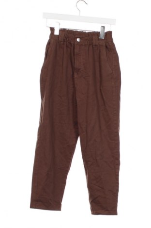 Damskie jeansy Stradivarius, Rozmiar XS, Kolor Brązowy, Cena 66,99 zł