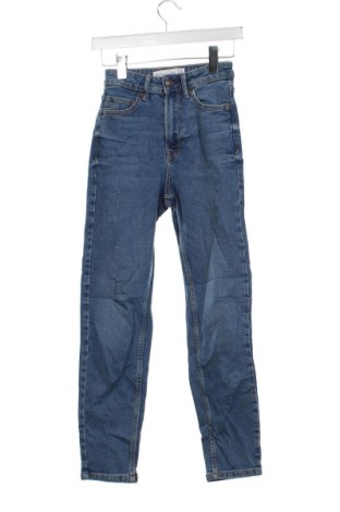 Női farmernadrág Stradivarius, Méret XXS, Szín Kék, Ár 7 879 Ft