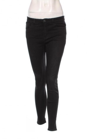 Damskie jeansy Stradivarius, Rozmiar M, Kolor Czarny, Cena 82,78 zł