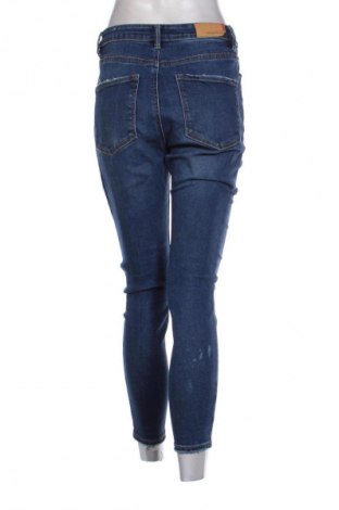 Damskie jeansy Stradivarius, Rozmiar M, Kolor Niebieski, Cena 66,39 zł
