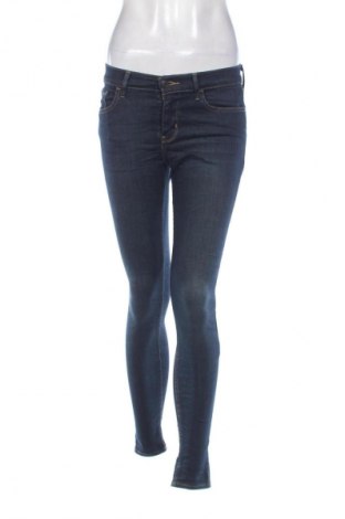 Дамски дънки Levi's, Размер M, Цвят Син, Цена 29,99 лв.