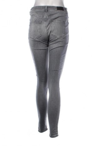 Damen Jeans Vero Moda, Größe M, Farbe Grau, Preis € 17,00