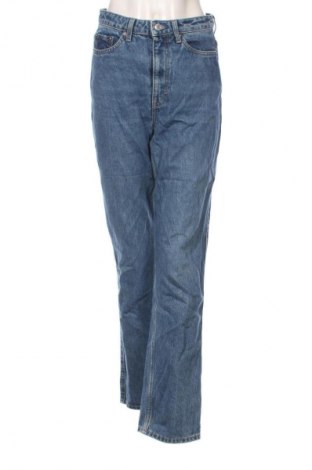 Blugi de femei Weekday, Mărime M, Culoare Albastru, Preț 141,99 Lei