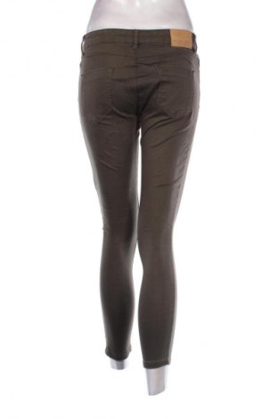 Дамски дънки Zara, Размер M, Цвят Зелен, Цена 27,99 лв.
