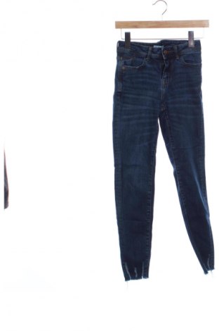 Damskie jeansy Zara, Rozmiar XS, Kolor Niebieski, Cena 62,07 zł