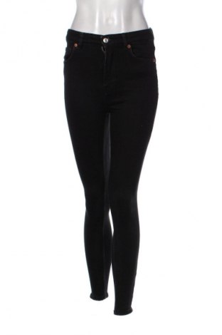 Blugi de femei Zara, Mărime S, Culoare Negru, Preț 72,03 Lei