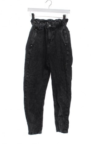 Blugi de femei Zara, Mărime XXS, Culoare Negru, Preț 93,99 Lei