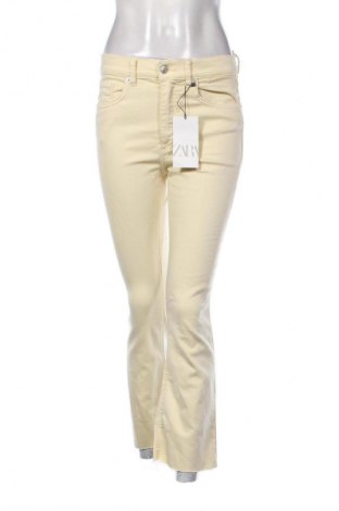 Damskie jeansy Zara, Rozmiar M, Kolor Żółty, Cena 142,53 zł