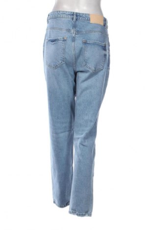 Damskie jeansy Zara, Rozmiar M, Kolor Niebieski, Cena 62,07 zł