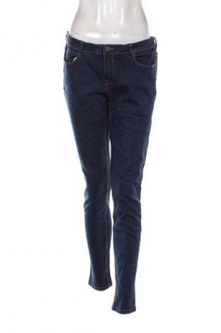 Дамски дънки Zara, Размер L, Цвят Син, Цена 27,99 лв.