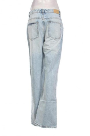 Damskie jeansy Zara, Rozmiar M, Kolor Niebieski, Cena 62,07 zł