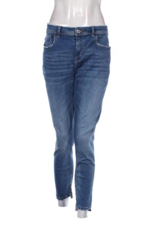 Blugi de femei Zara, Mărime XL, Culoare Albastru, Preț 93,99 Lei