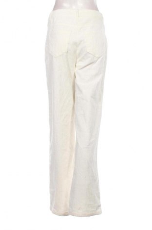Pantaloni de velvet de femei Amisu, Mărime M, Culoare Alb, Preț 46,99 Lei