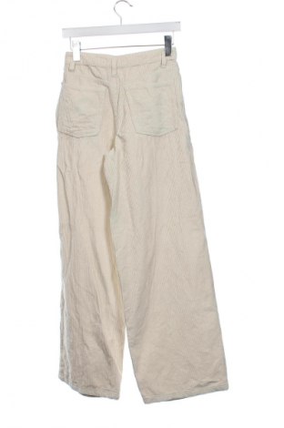 Pantaloni de velvet de femei Pull&Bear, Mărime XXS, Culoare Bej, Preț 76,00 Lei