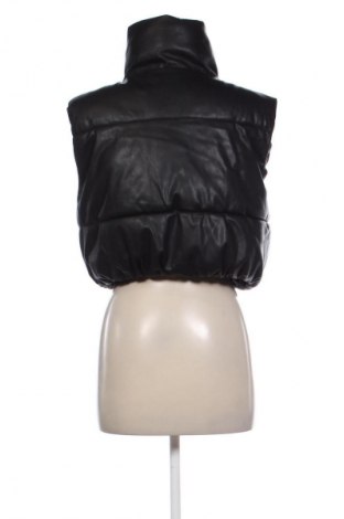 Dámska vesta  Bershka, Veľkosť M, Farba Čierna, Cena  35,42 €